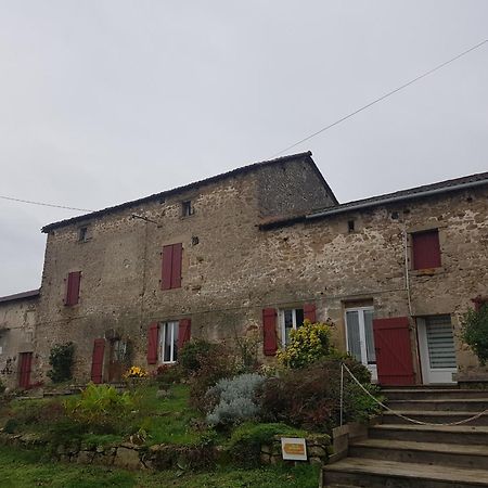 Bed and Breakfast Les Forges De Planechaud Saint-Sornin-Leulac Esterno foto