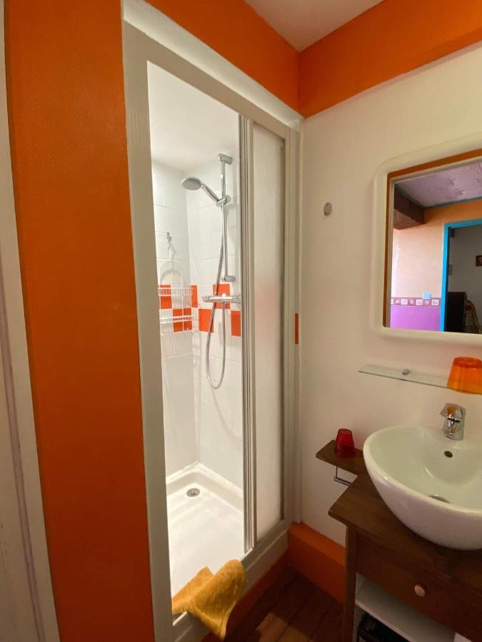 Bed and Breakfast Les Forges De Planechaud Saint-Sornin-Leulac Esterno foto
