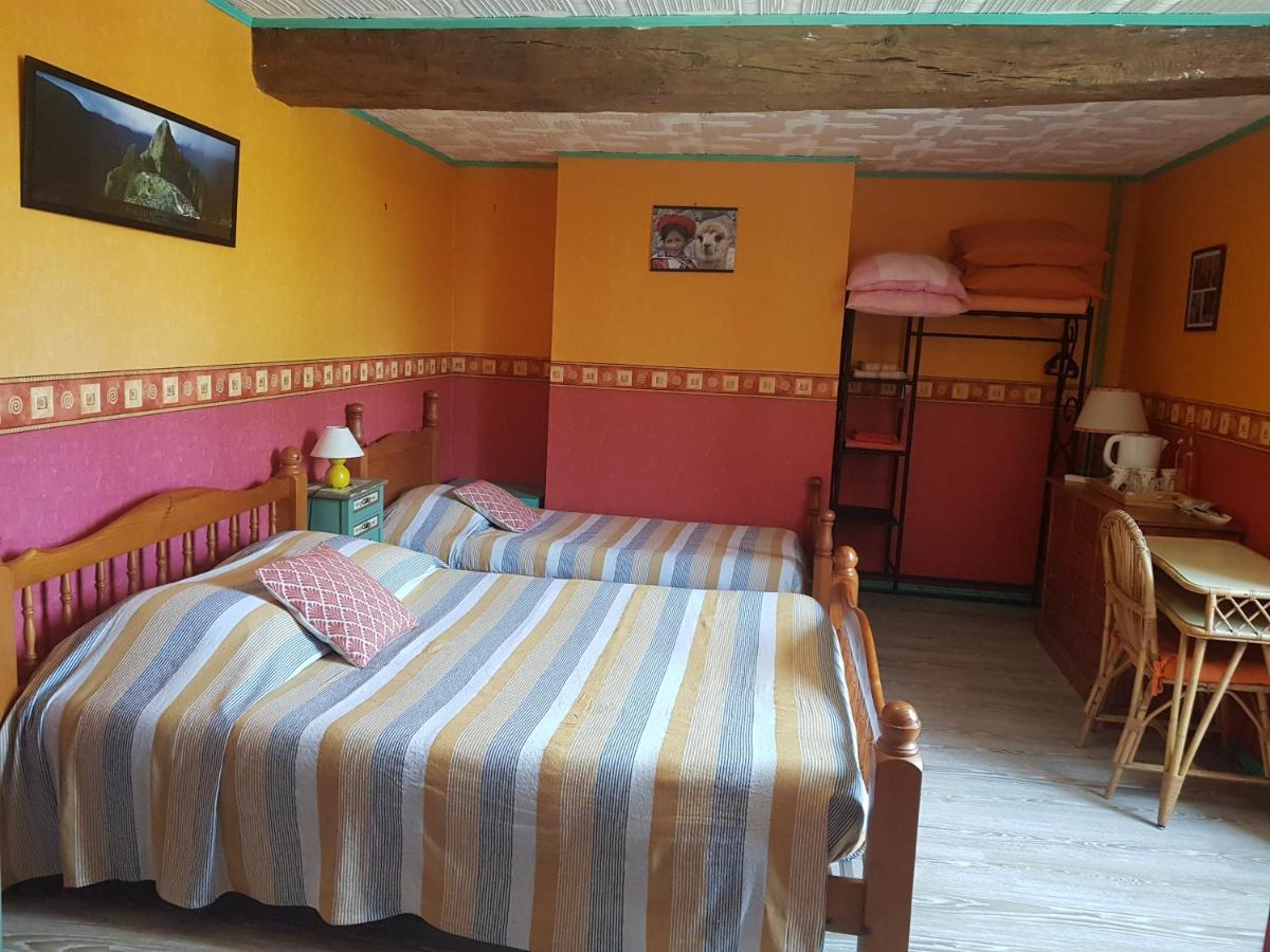 Bed and Breakfast Les Forges De Planechaud Saint-Sornin-Leulac Esterno foto